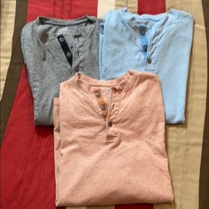 Lot of 3 Men’s Henleys. Size Small.